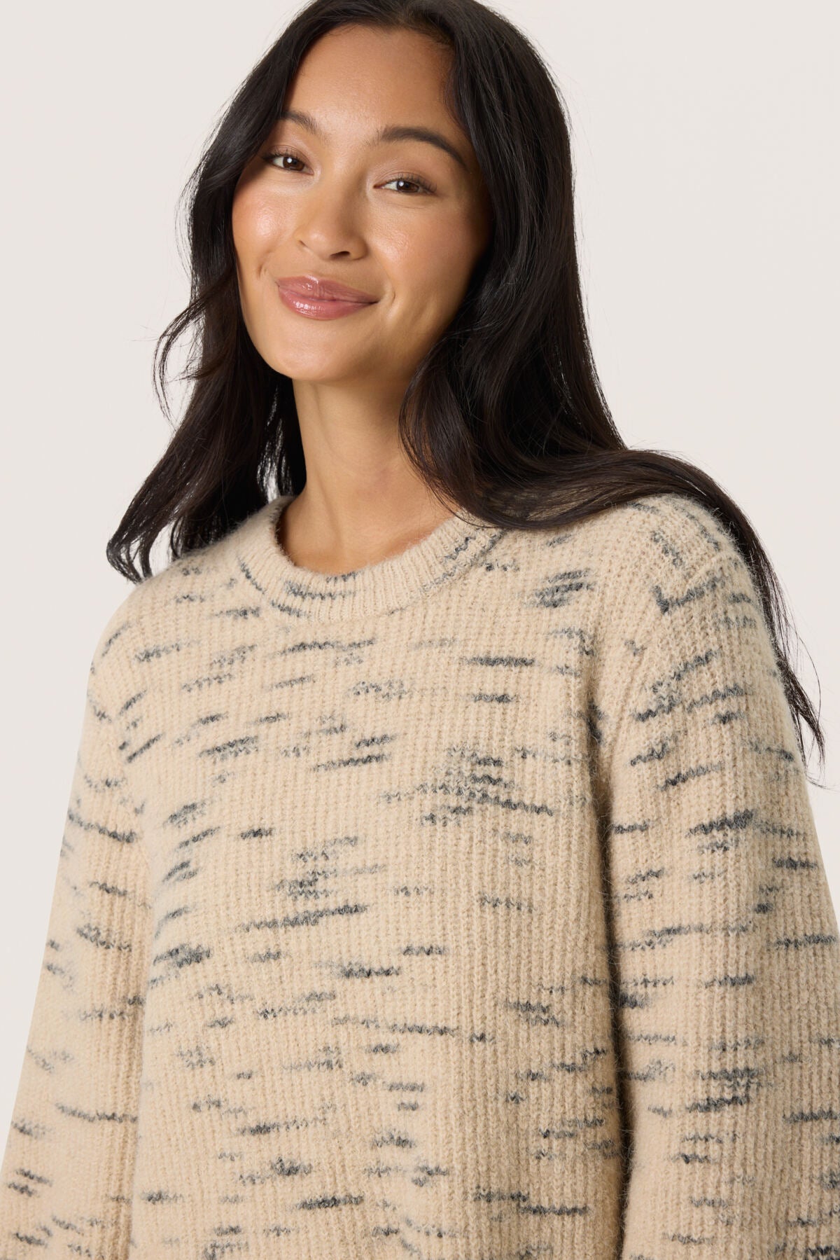 LIORA PULLOVER