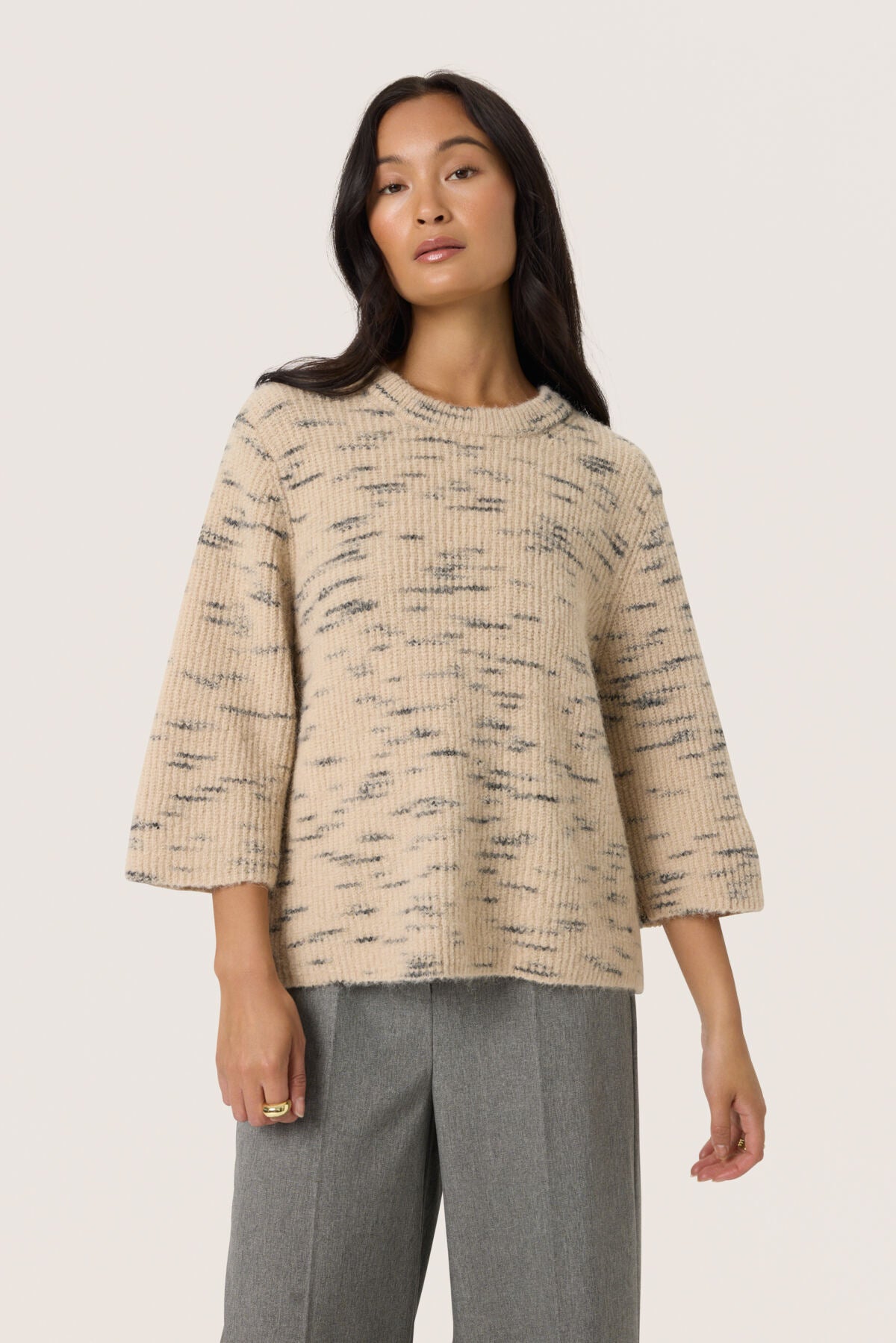LIORA PULLOVER