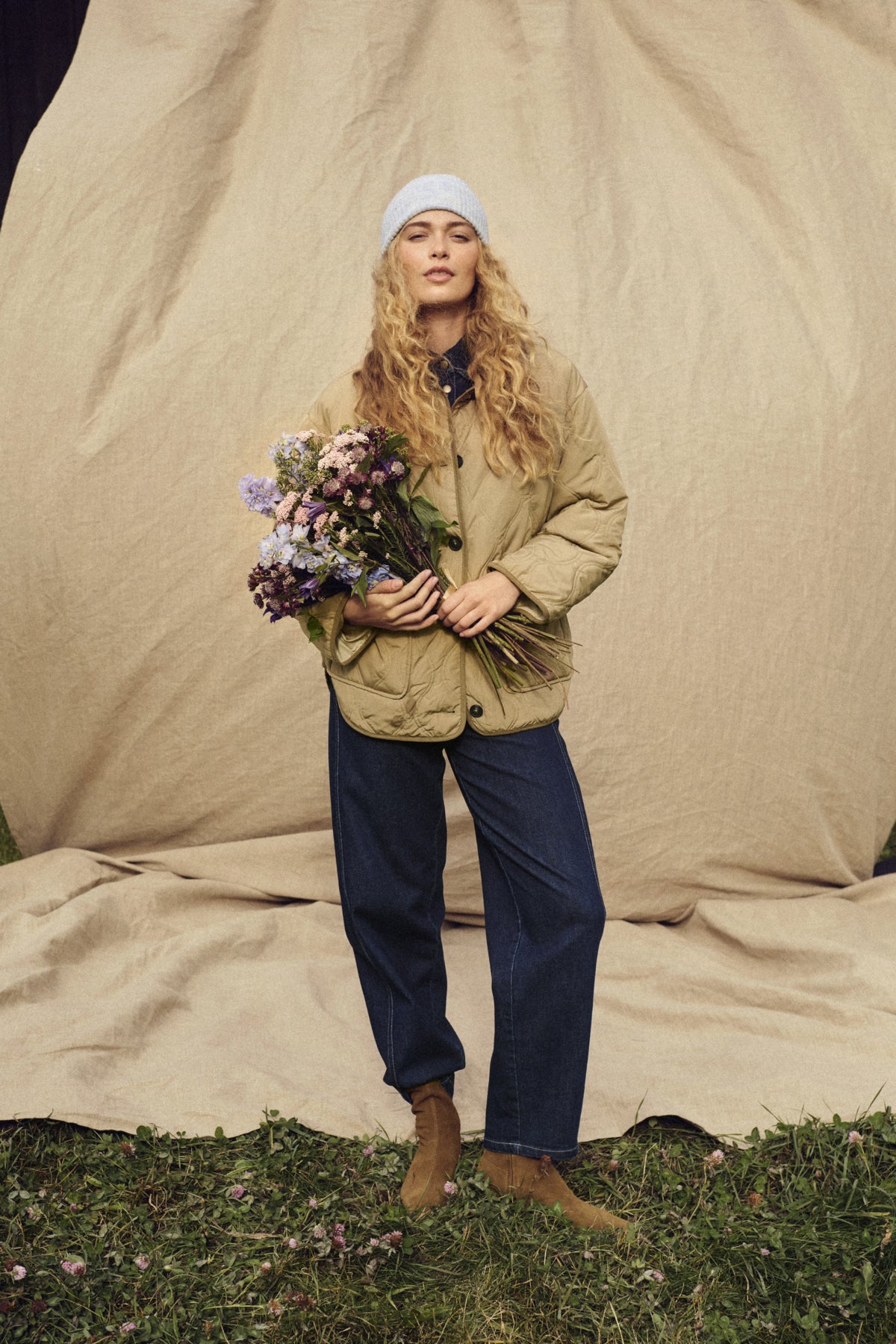 LOIS OUTERWEAR