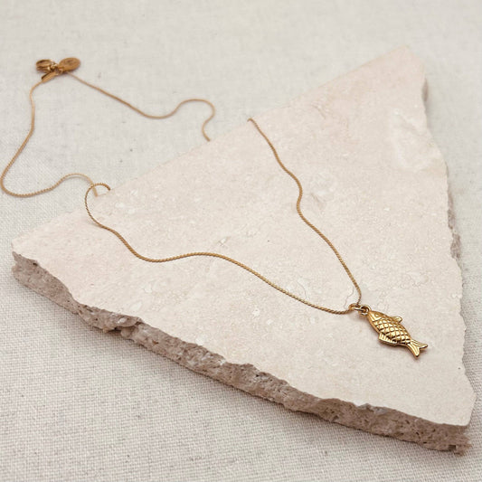 GOLD FISH CHARM NECKLACE