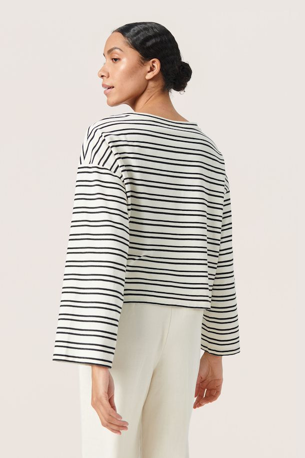 NEO BOXY TOP