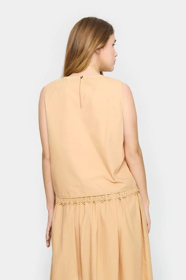 ELVY TOP