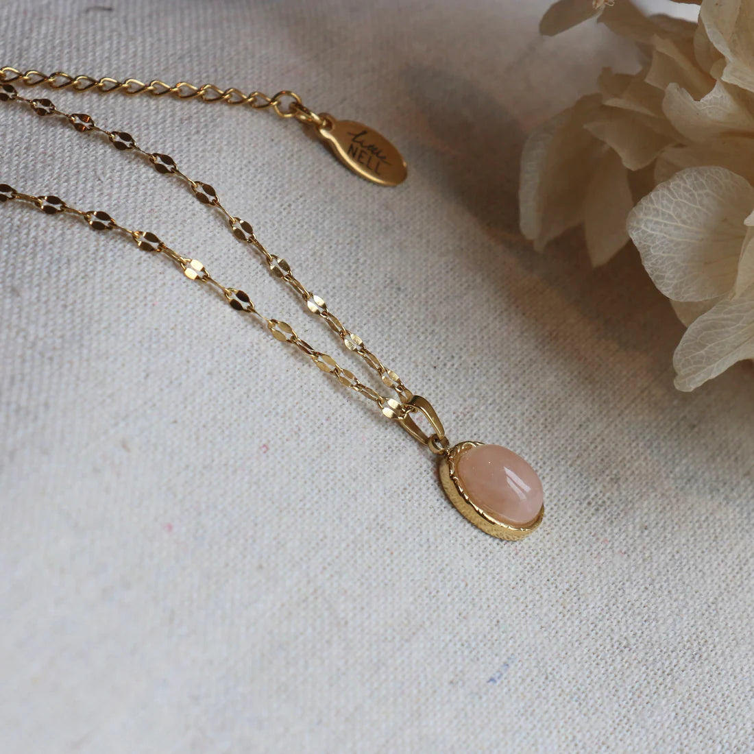 ROSE QUARTZ NECKLACE