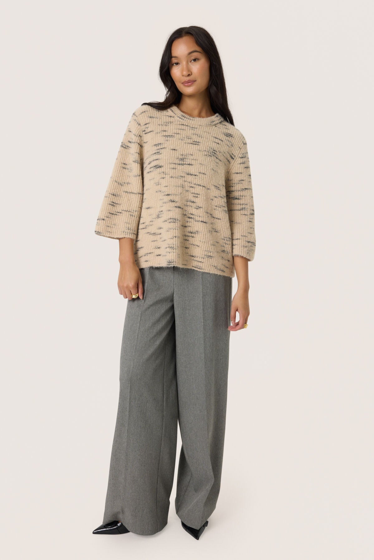 LIORA PULLOVER
