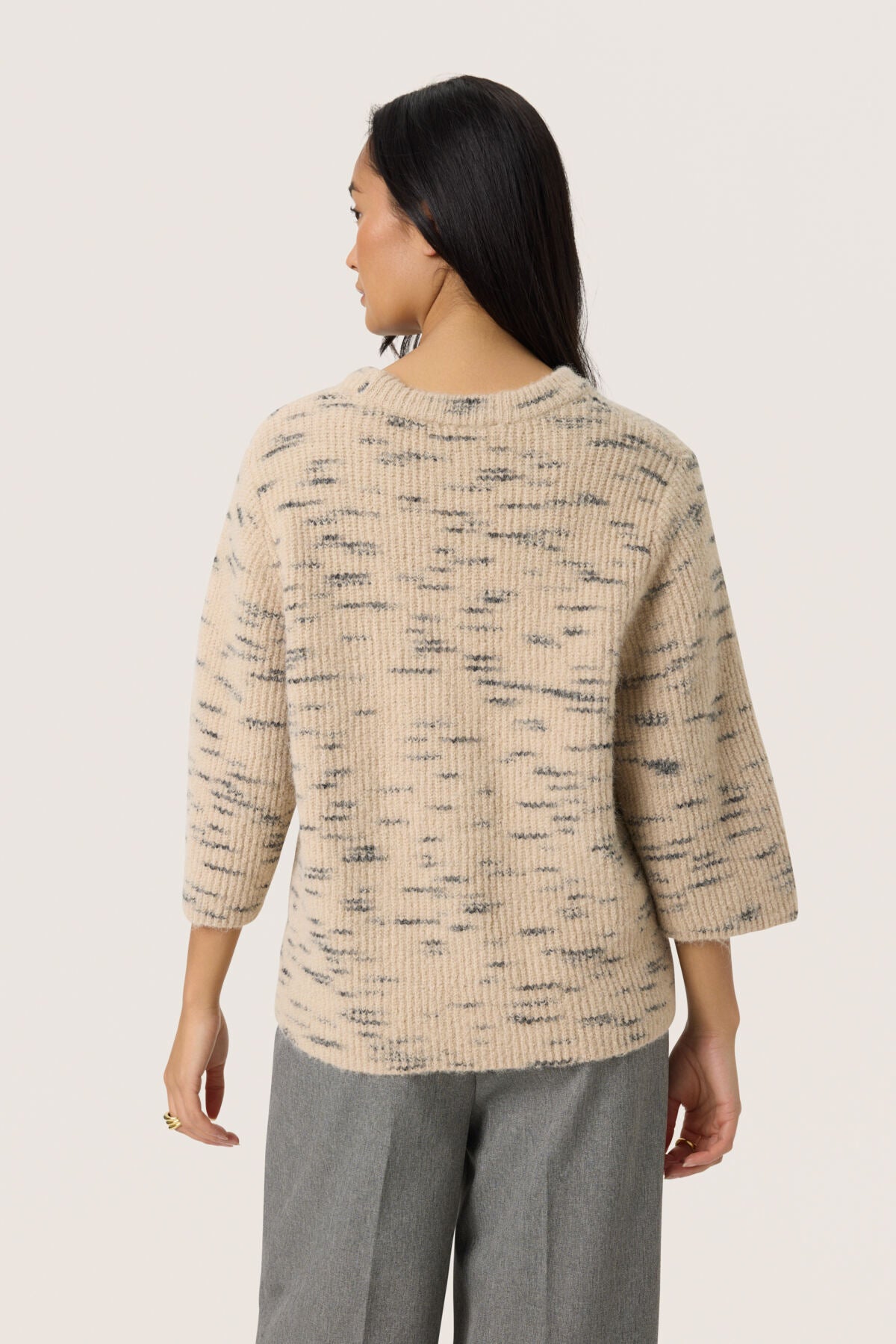 LIORA PULLOVER