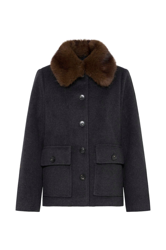 BECILA COLLAR JACKET