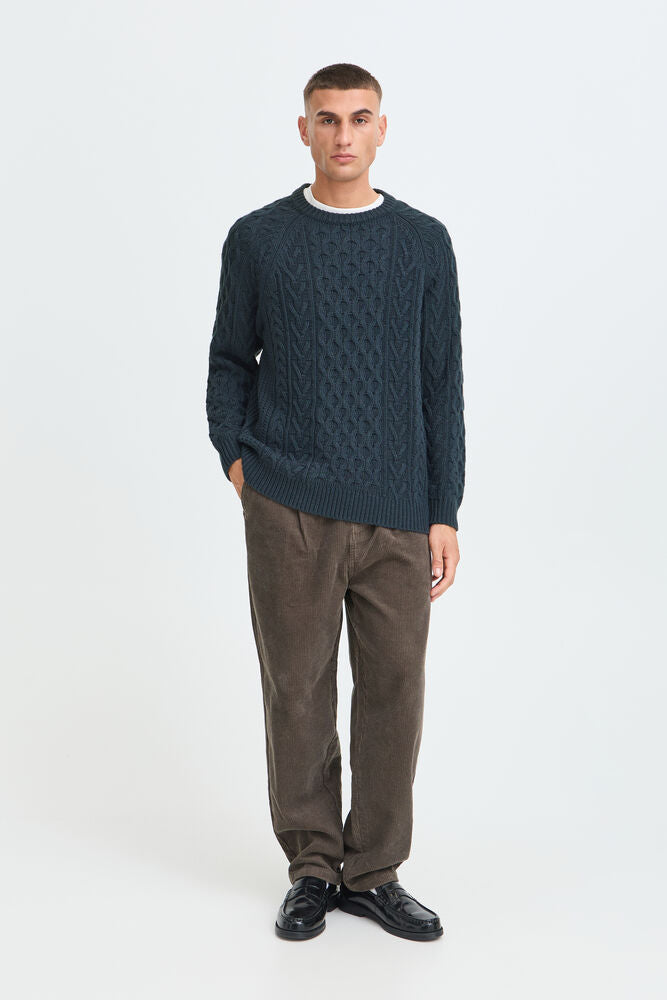 VUKAN KNIT