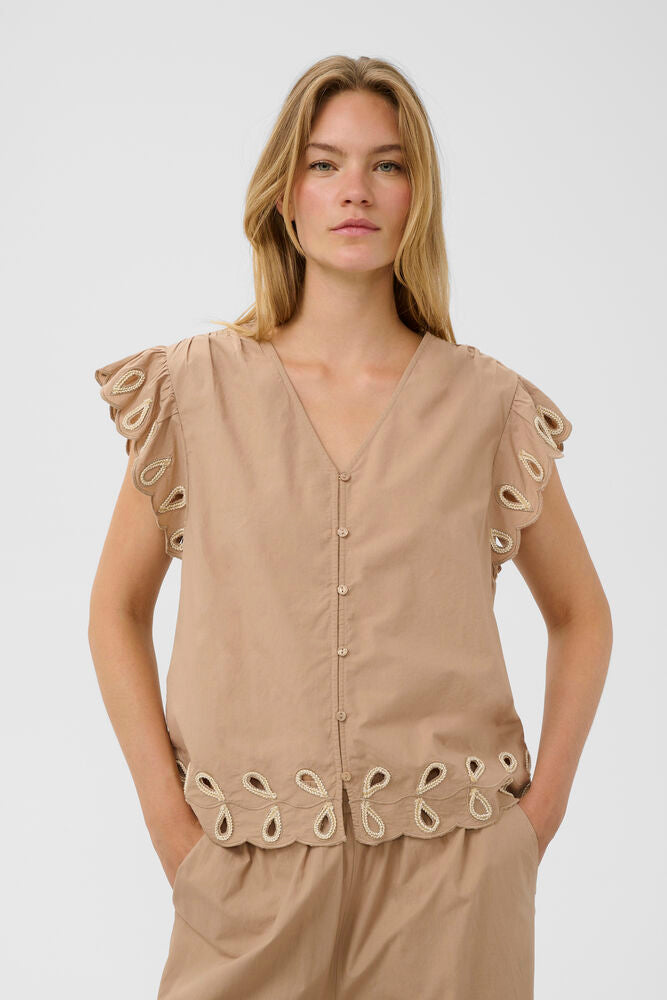 AMARA TOP