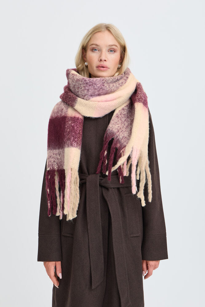 WIBKE SCARF