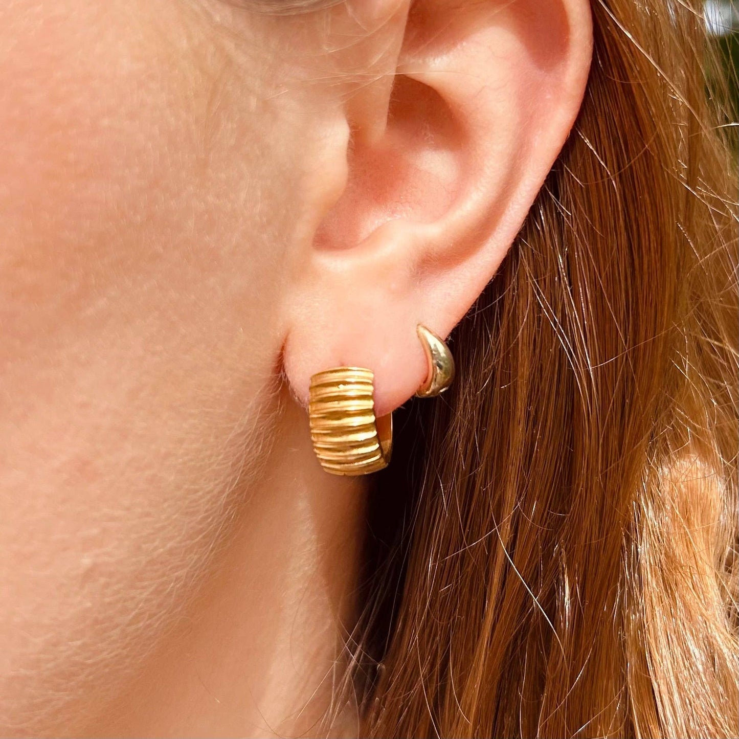 Everyday Ridged Huggie Hoops