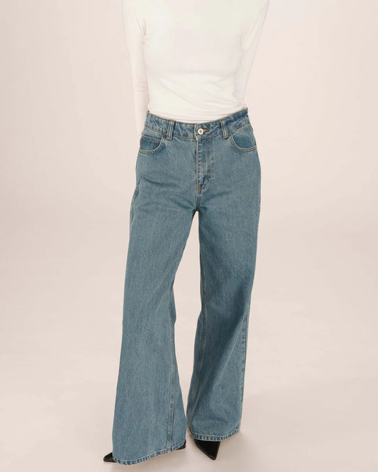 JAMES JEANS