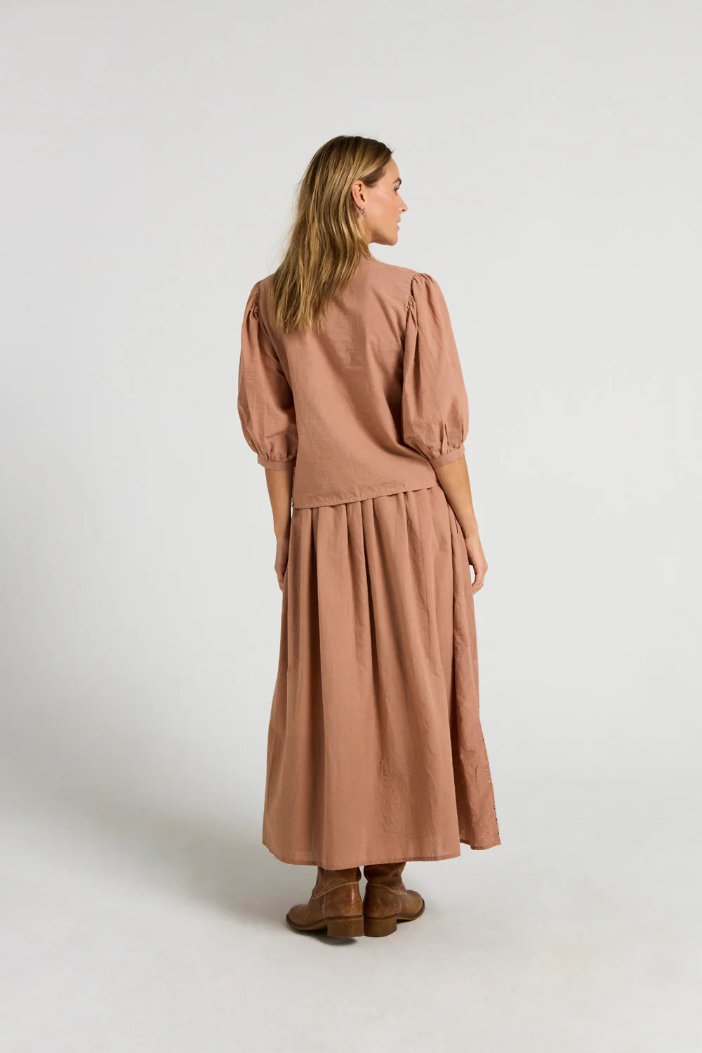 SAND SKIRT