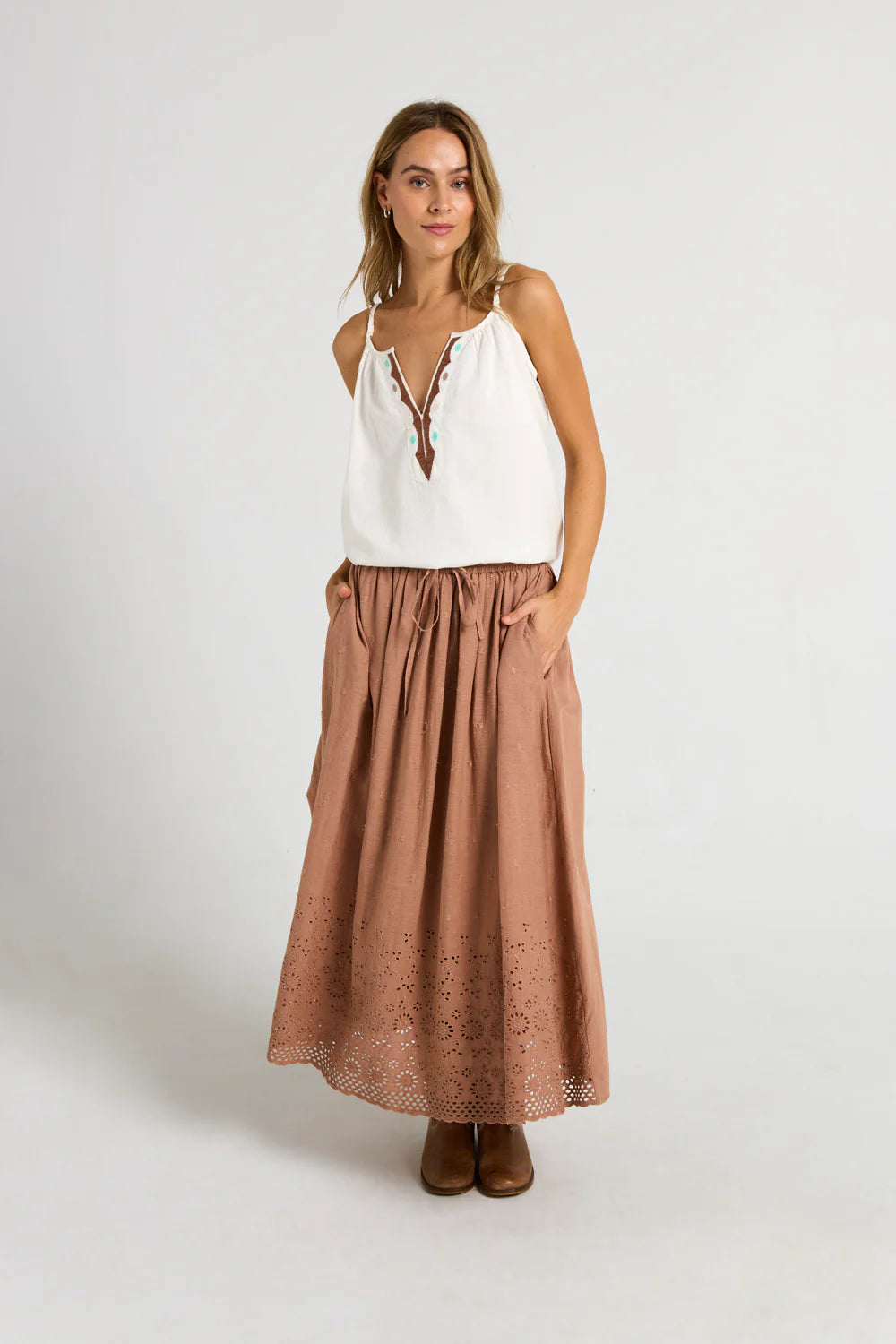 SAND SKIRT