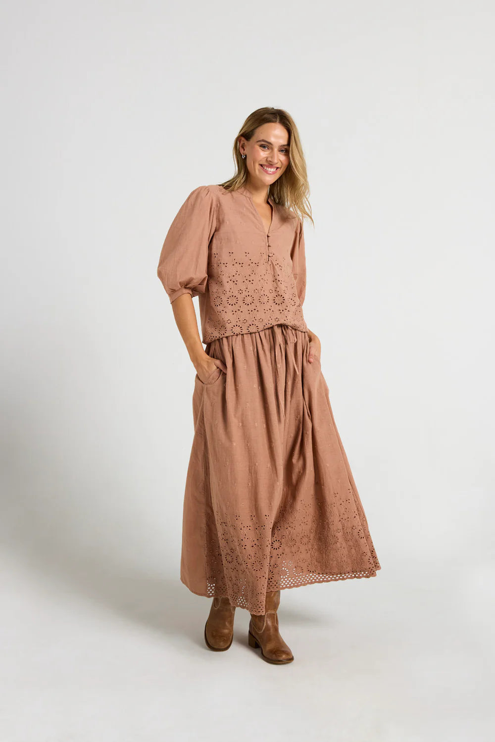 SAND SKIRT