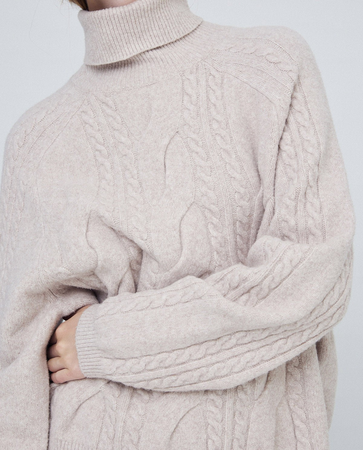 Trenza Cable Knit