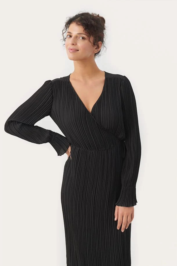 Diga Dress