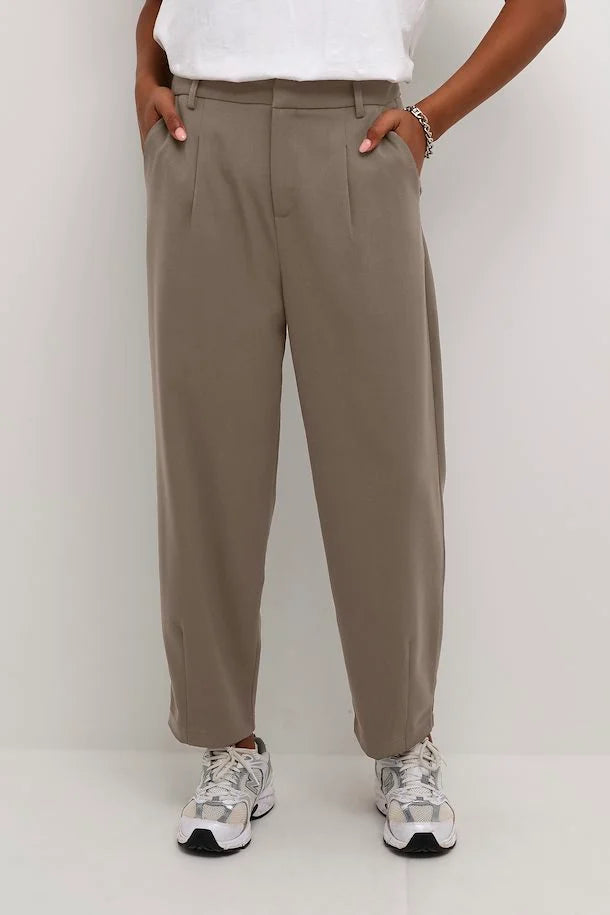 Merle Trouser
