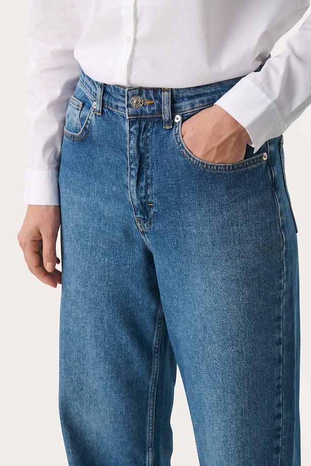 Simona Jeans