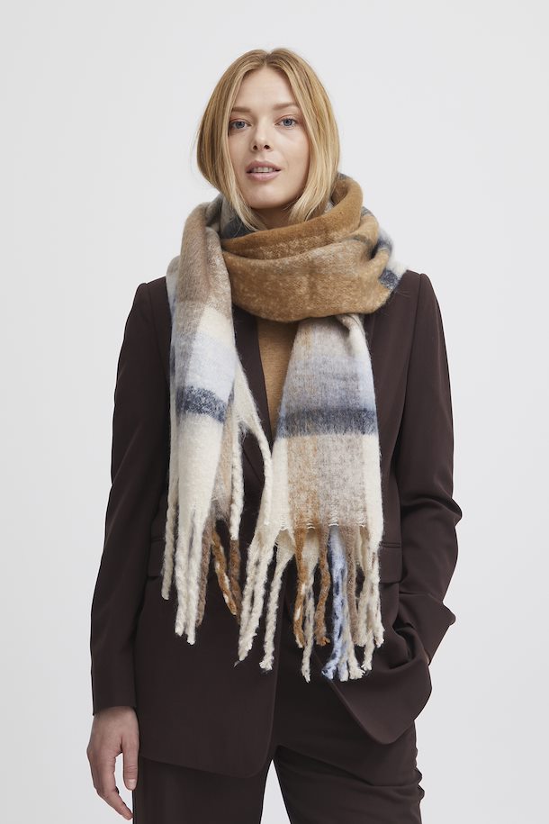 Wagne Scarf